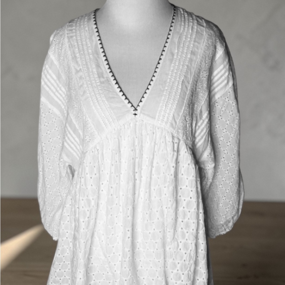 Zara White Womens Eyelet Dress Size XS